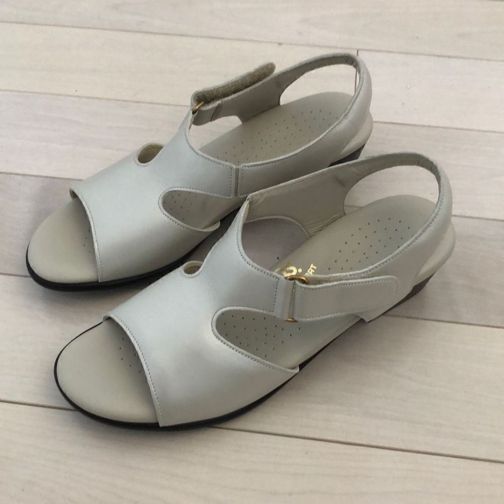 SAS Women's Suntimer Block Heel Strap Sandals Pearl Bone White Size 7 Slim